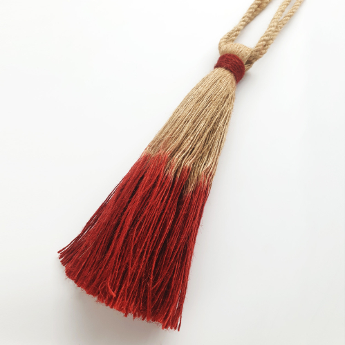Embrasse à rideaux classique avec pompon ombré